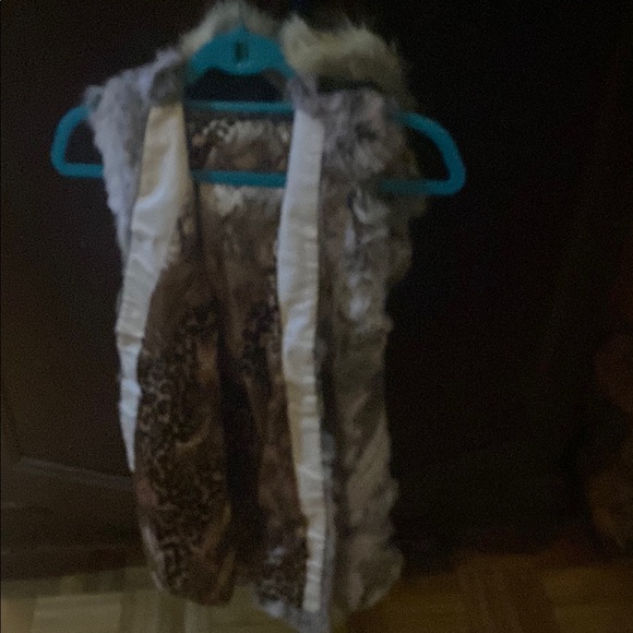 Women's real Fur Vest with Hood - Gray - Picture 4 of 5